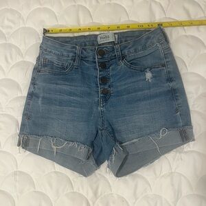 Women’s Mudd Flex Stretch Denim Jean Shorts - size 3